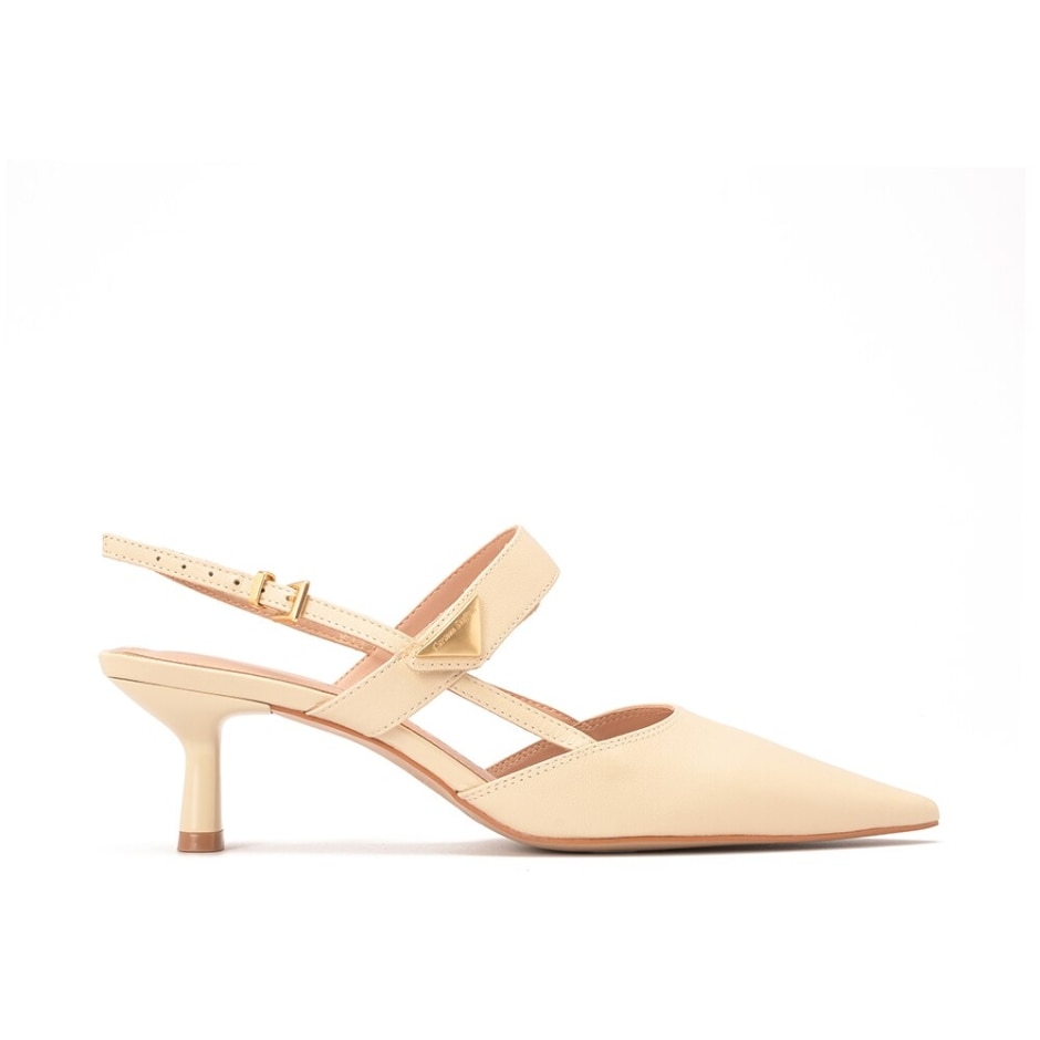 Scarpin Estilo Slingback com Metais Bege Manteiga