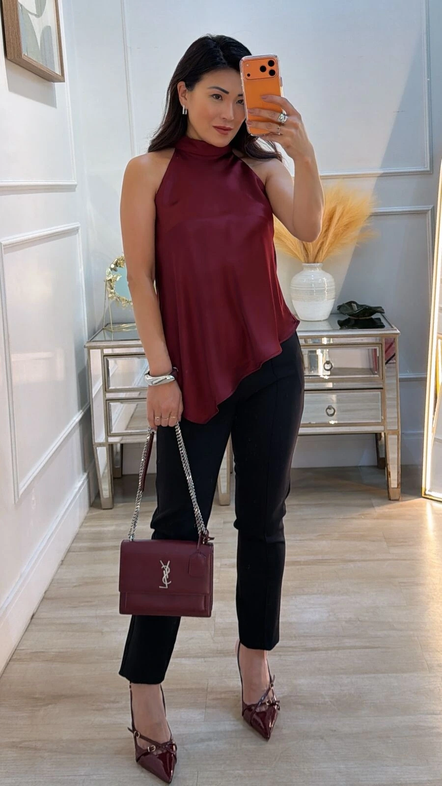 Blusa Acetinada Cava Americana Eloah Barrado Assimétrico