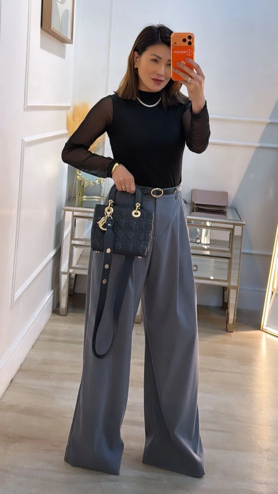 Calça Pantalona Alfaiataria Lindsay Cinto Fino Couro Eco