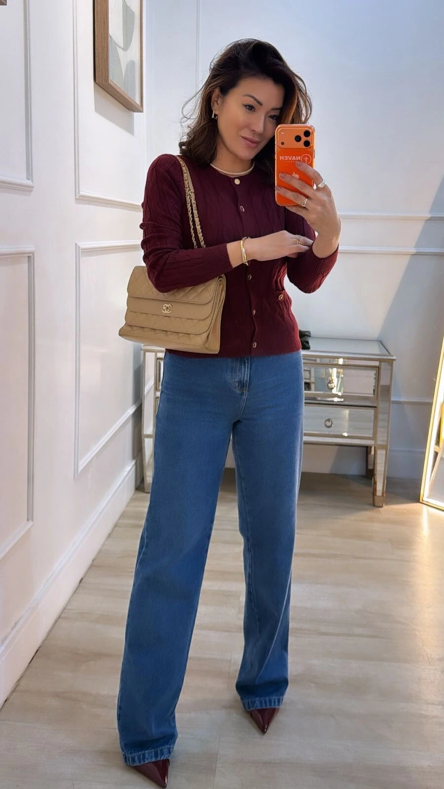 Cardigan Curto Tricot Trançados Frontais Suzy Botões Dourados